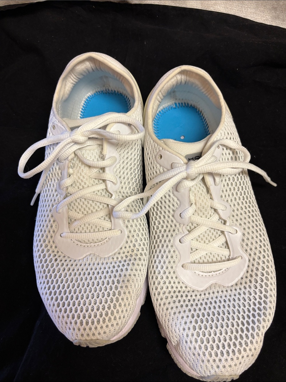 Under Armour HOVR SONIC Sneakers Sz 9 White Mesh Lace Up